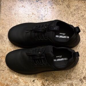 Clove Women’s Classic Black Shoes